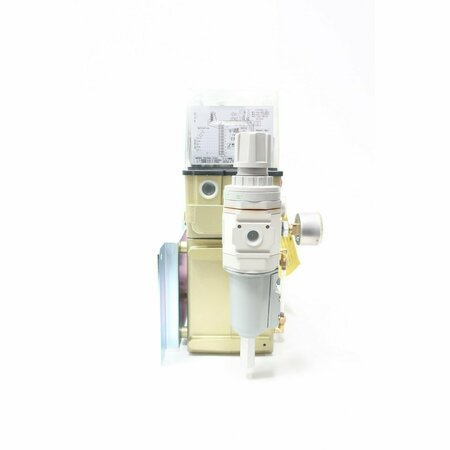 Azbil MICRONLUB LUBRICATION UNIT 100/110V-AC 0.13-0.3MPA PNEUMATIC LUBRICATOR MC5-A2L2-1M75Y